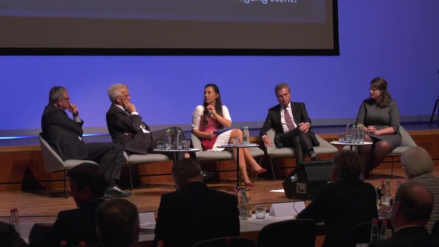 Panel-Moderation mit Winfried Kretschmann und Günther Oettinger
